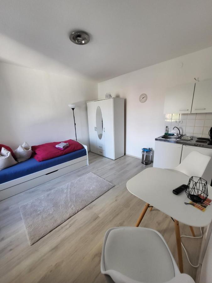 Miniapartment mit aussenliegendem Bad Dortmund Exterior foto